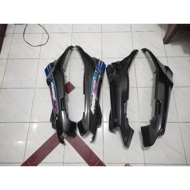 cover body kaze r atau cover body kawasaki kaze r atau body belakang kawasaki kaze r
