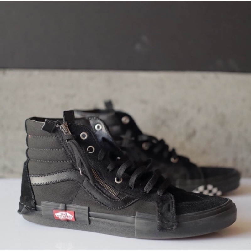 PRELOVED❗️ VANS SK8 REISSUE CUT AND PASTE CHECKBOARD BLACK ORIGINAL | Sepatu Sneakers VANS SK-8 HI R