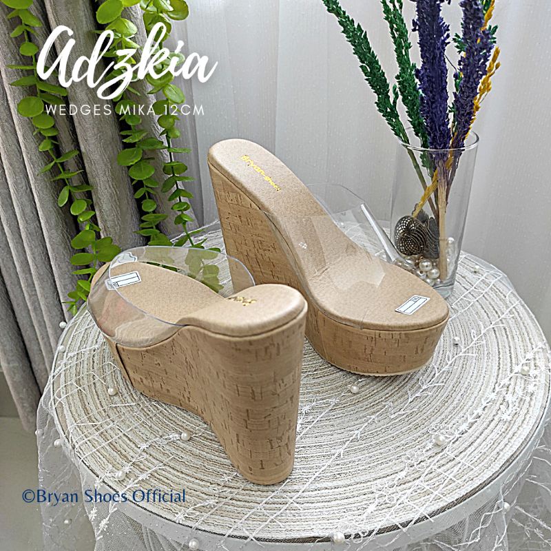 Bryan Adzkia Wedges Sandal Simple Tinggi 12cm Mika 9cm Transparan Motif Kayu Berkualitas