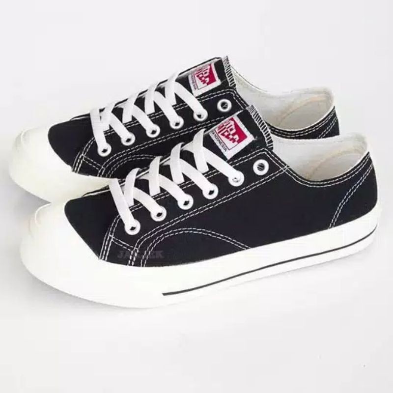 Ventella Basic Low Black White ORI Size 36, Sepatu Wanita Pria Sekolah Hitam Ventela  Sale Murah