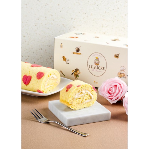 

Japanese soft roll cake valentine edition