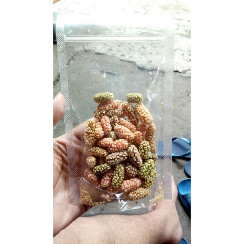 

camilan kue kering keciput