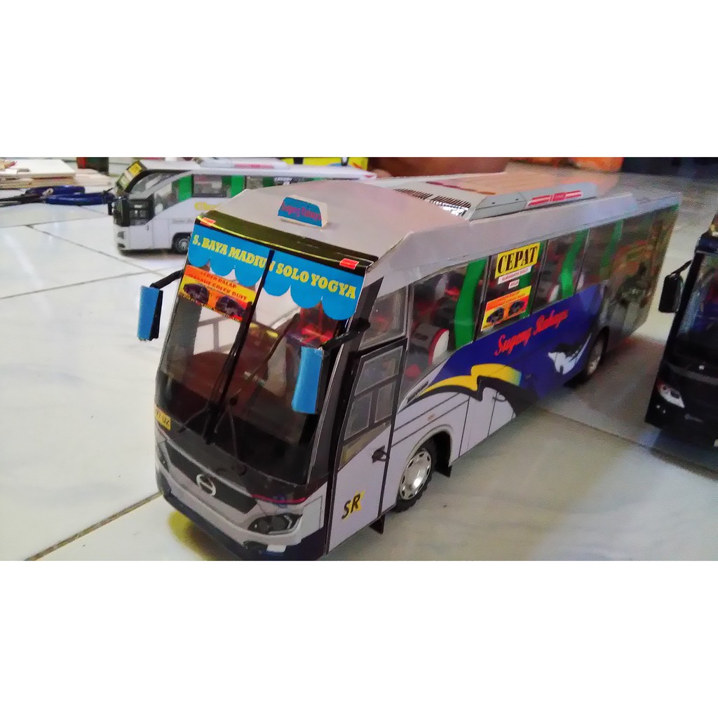 miniatur bis sugeng rahayu discovery