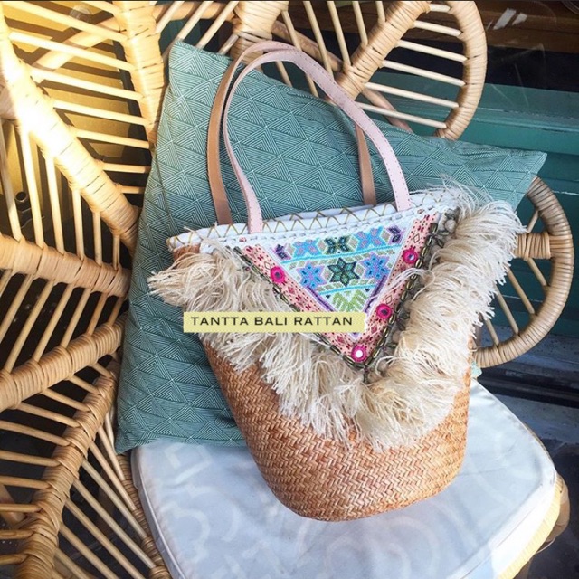 // FURE // tas anyam bali, tas bali, tas jerami bali, tas wanita bali