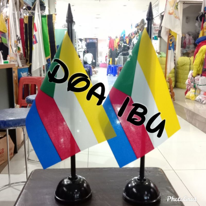 

best seller tiang kayu meja+bendera COMORO ready stock