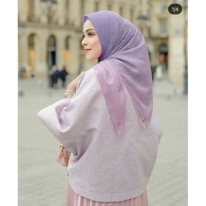 Buttonscarves El Mar Minorca pinky sky