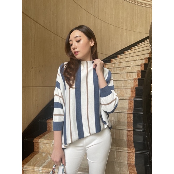 Adhiva Top
