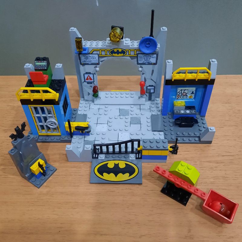 LEGO 10672 - Juniors Batman : Defend 