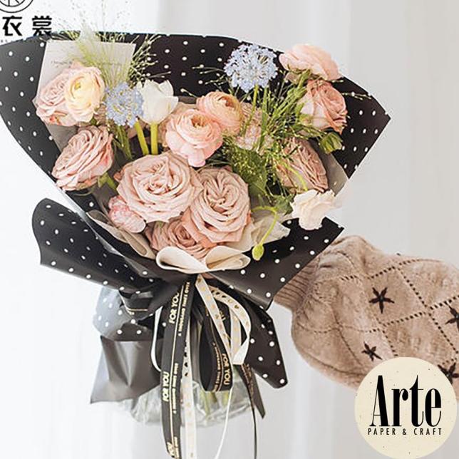 

20 Lembar Polkadot Kecil Kertas Buket Korea Bunga Flower Wrapping Paper Kado Arte Grosir Jakarta P.XXY-011