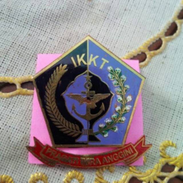 LENCANA PIN TIPIS IKKT PRAGATI WIRA ANGGINI