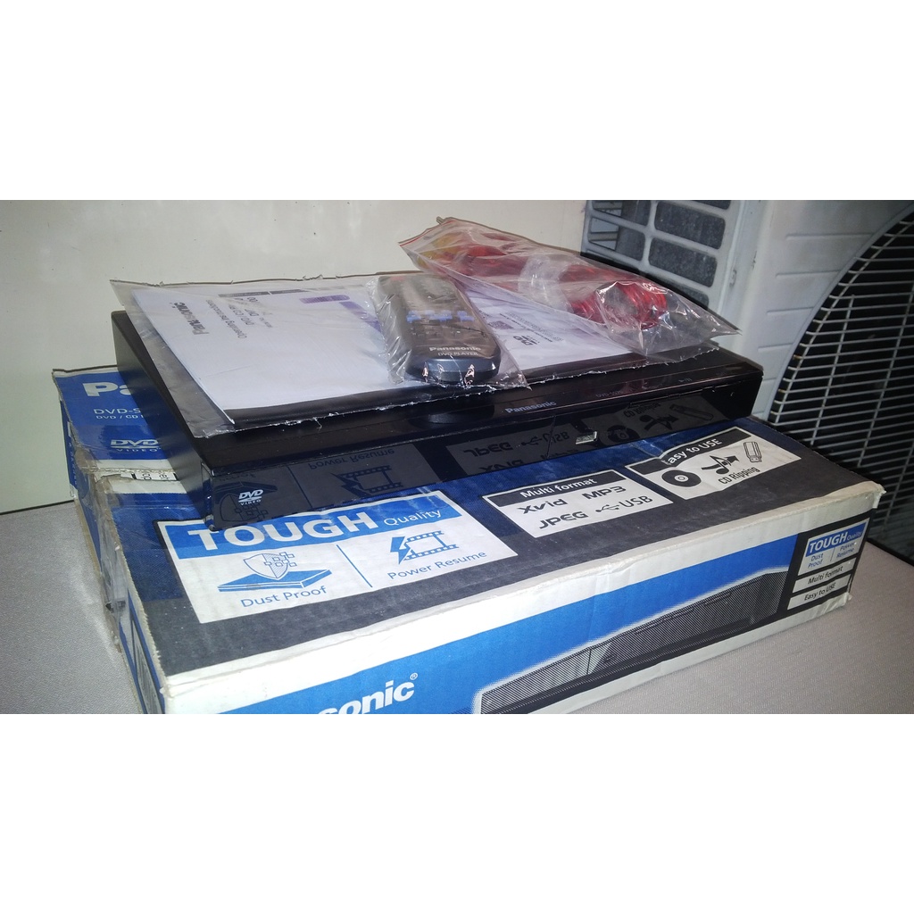 DVD PLAYER PANASONIC S570LJ-K Power resume Energy Saving USB 99% like new mantan pajangan etalase To