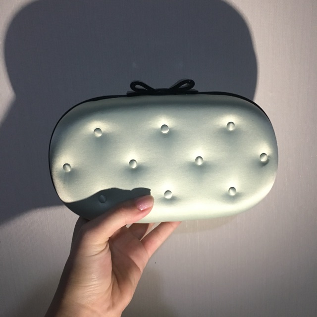 MAC cosmetic pouch (hardcase) / dompet kosmetik MAC ORI