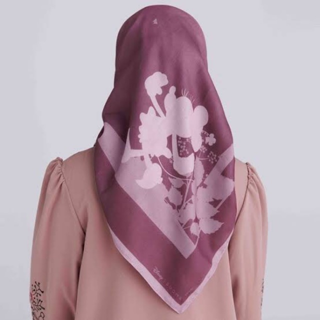 Suqma x disney mooska square