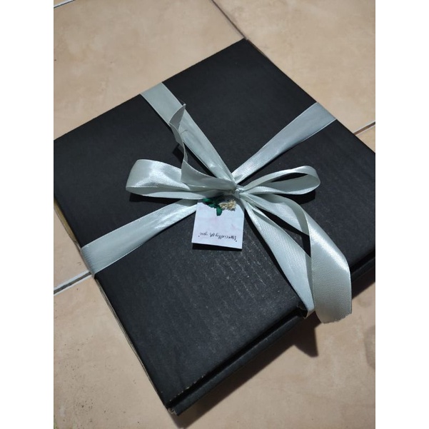 

hampers/giftbox/hadiah ulang tahun