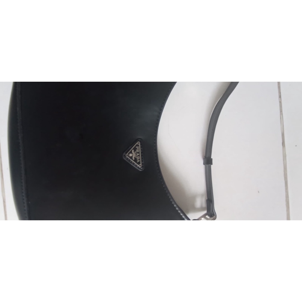 prada cleo shoulder bag preloved