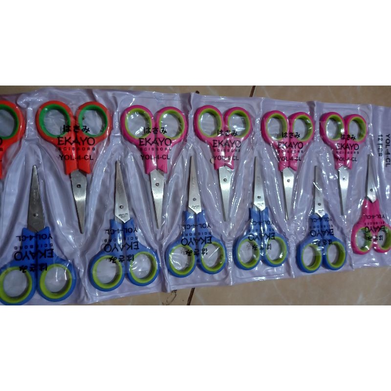 

(35gr) 1pcs gunting estika kecil