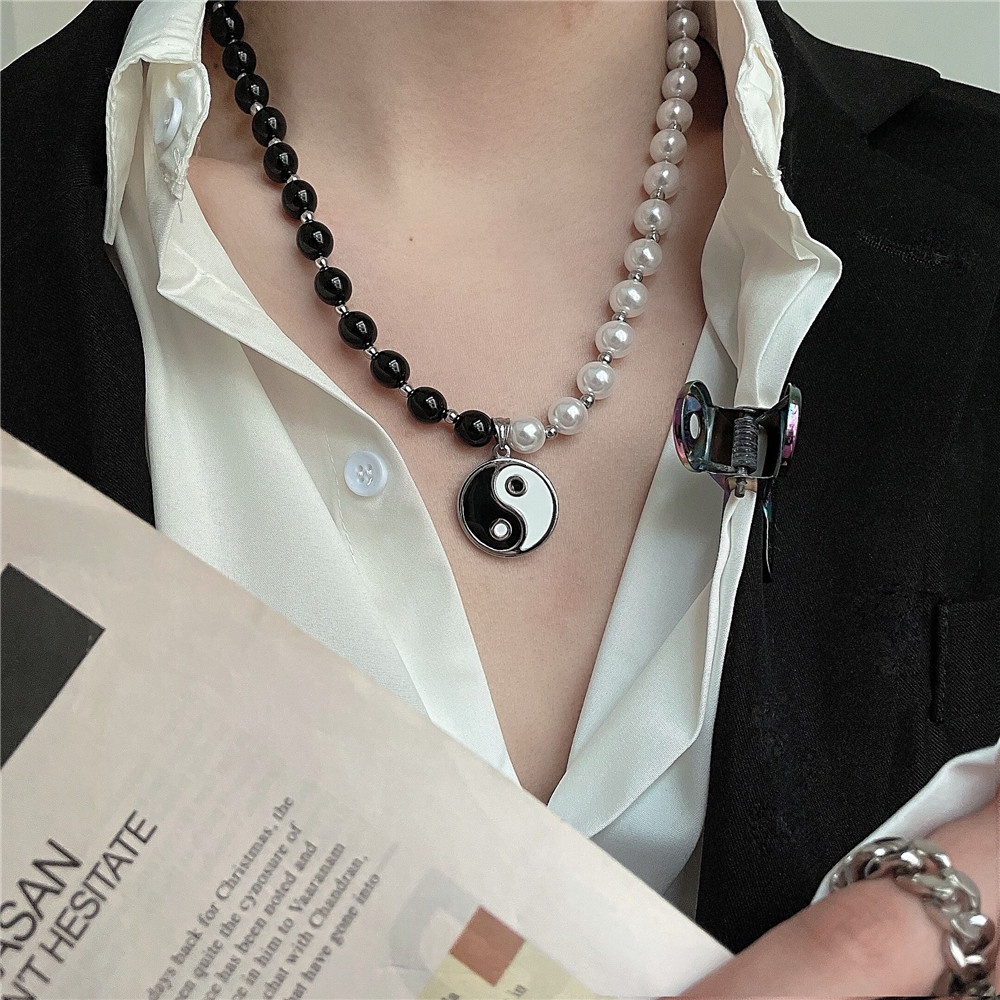 Tai Chi Gosip Yin Yang Liontin Hitam Putih Kalung Choker Pasangan untuk Pria dan Wanita