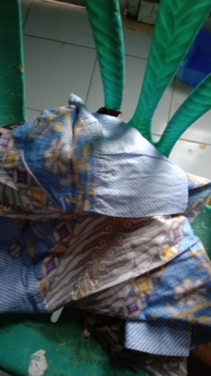 Blus Lonceng Soft Melodie Atasan Batik Wanita Kerja Kasual Elegan