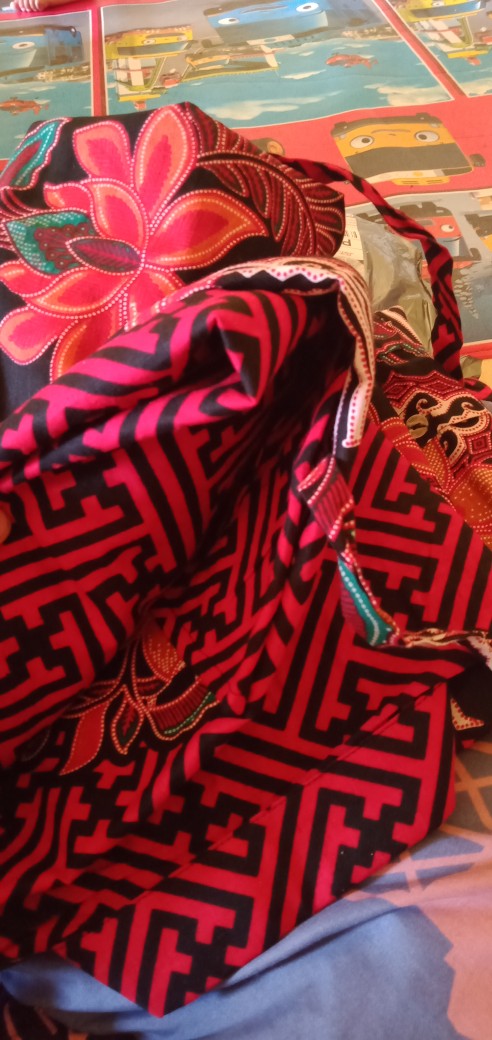 Batik Couple Keluarga Sania Ruffle Ori Ndoro Jowi Dnt Motif Bata Merah