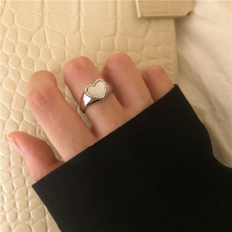 Cincin Model Terbuka Bentuk Hati Warna Putih Gaya Korea Untuk Wanita