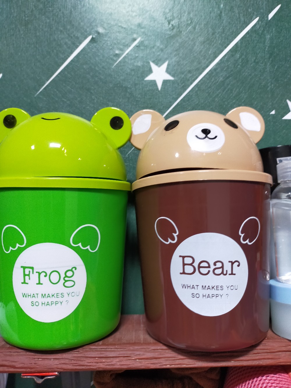 Tempat Sampah Karakter