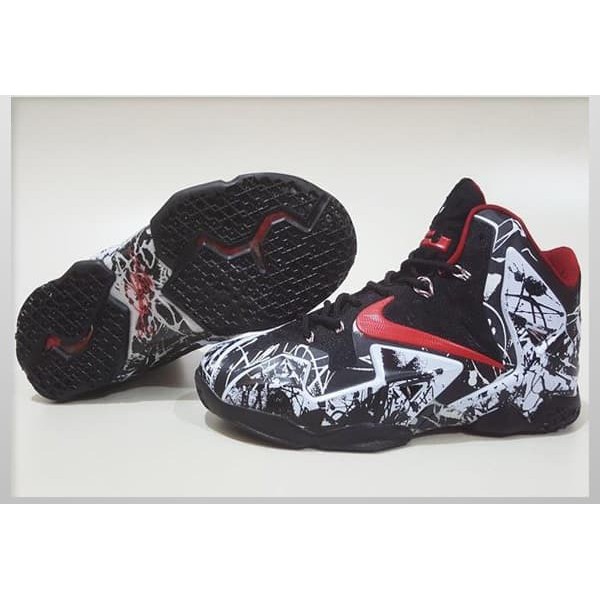 Dijual  Sepatu Basket Nike Lebron 11 Grafitti Replika