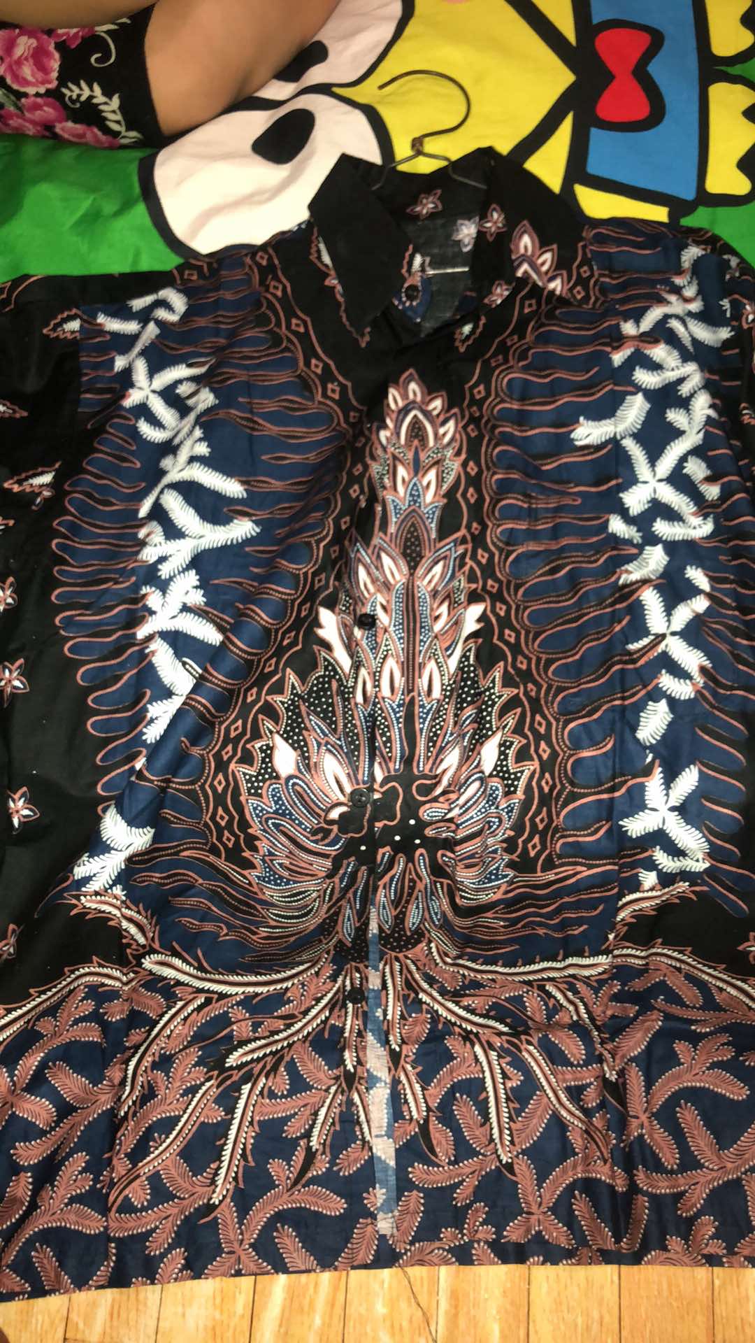 Batik Pria Lengan Panjang / Kemeja Batik Warna Navy / Baju Batik Pria Murah