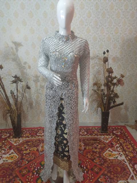 KEBAYA AKAD JURAI SILVER