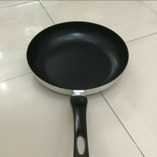 Wajan Penggorengan Teflon Stainless , Fry pan 28Cm