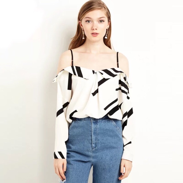 Atasan sabrina wanita off shoulder Seksi blouse murah