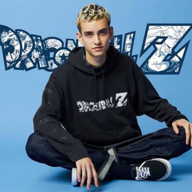 Pullover Hoodie Uniqlo x DragonBall Z original