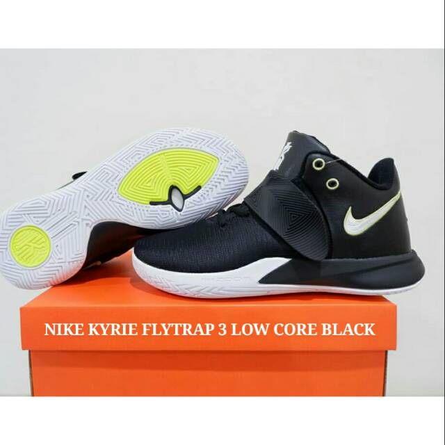 sepatu kyrie flytrap