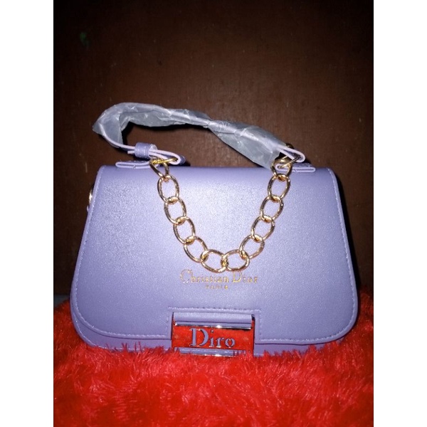 tas wanita ungu
