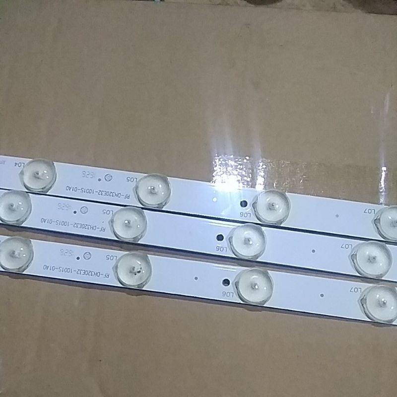 lampu led politron 32 inchi.3v.10.kancing