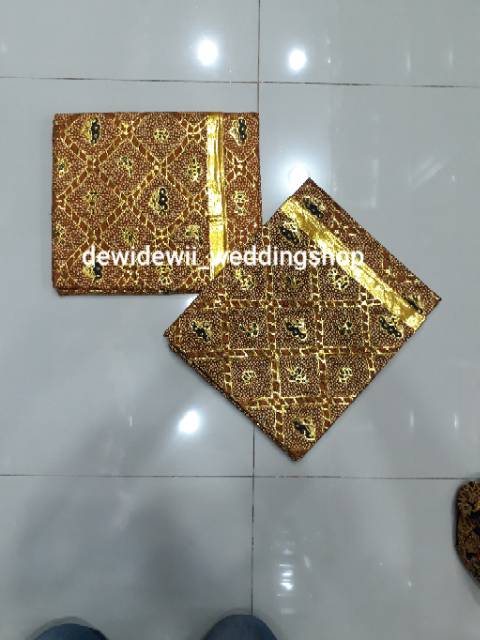 Jarit dan Blangkon motif kembar