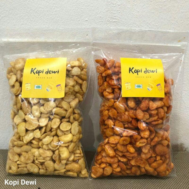 

Kacang koro kupas asin / pedas 200 gr - Cemilan - Snack