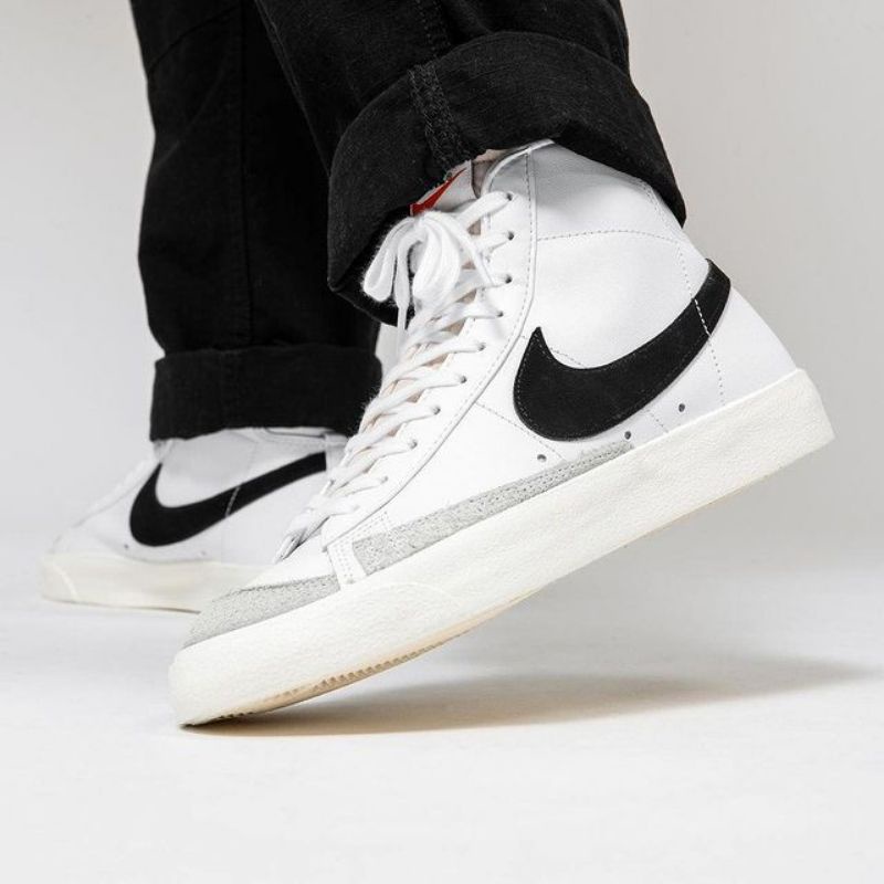 nike white black blazer