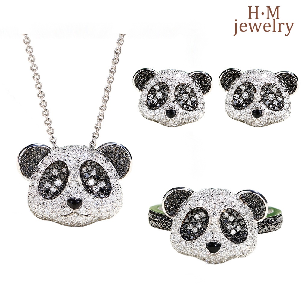 Set Liontin Panda Warna Hitam Emas Aksen Berlian Penuh