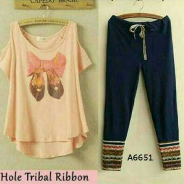 

Hole Tribal Ribbon