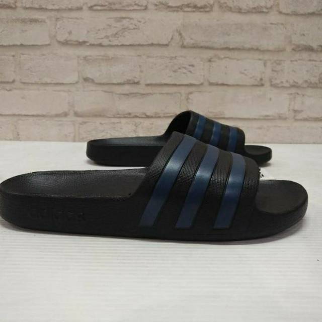 adidas adilette 39