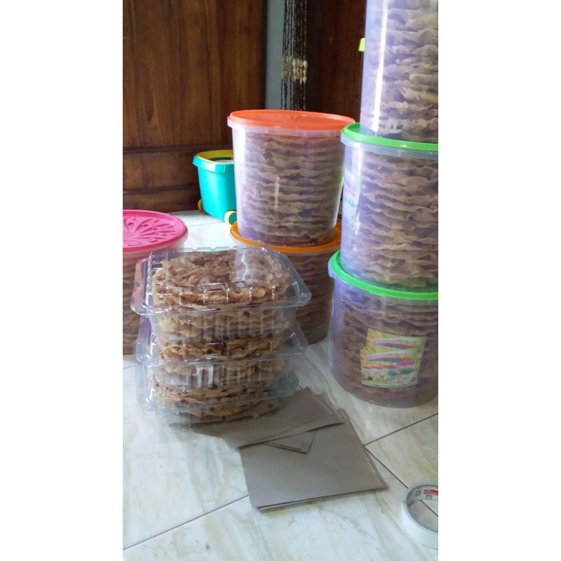 

peyek kacang tanah