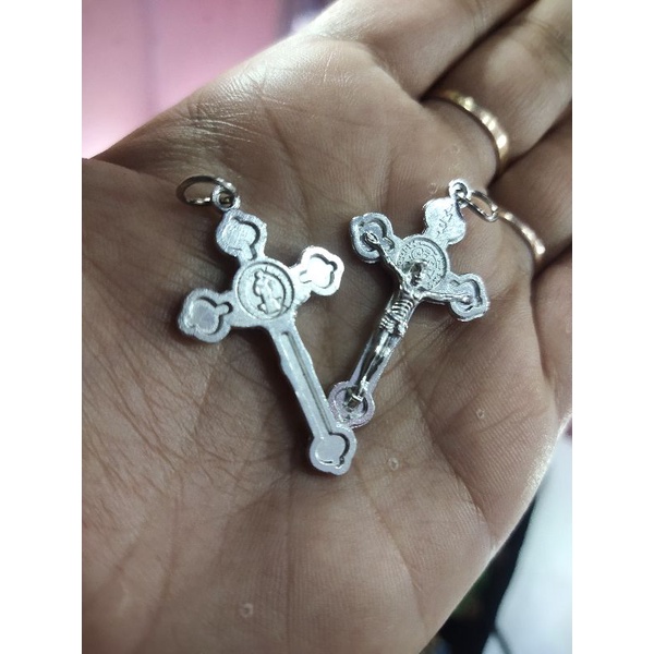 Charm salib bandul liontin salib