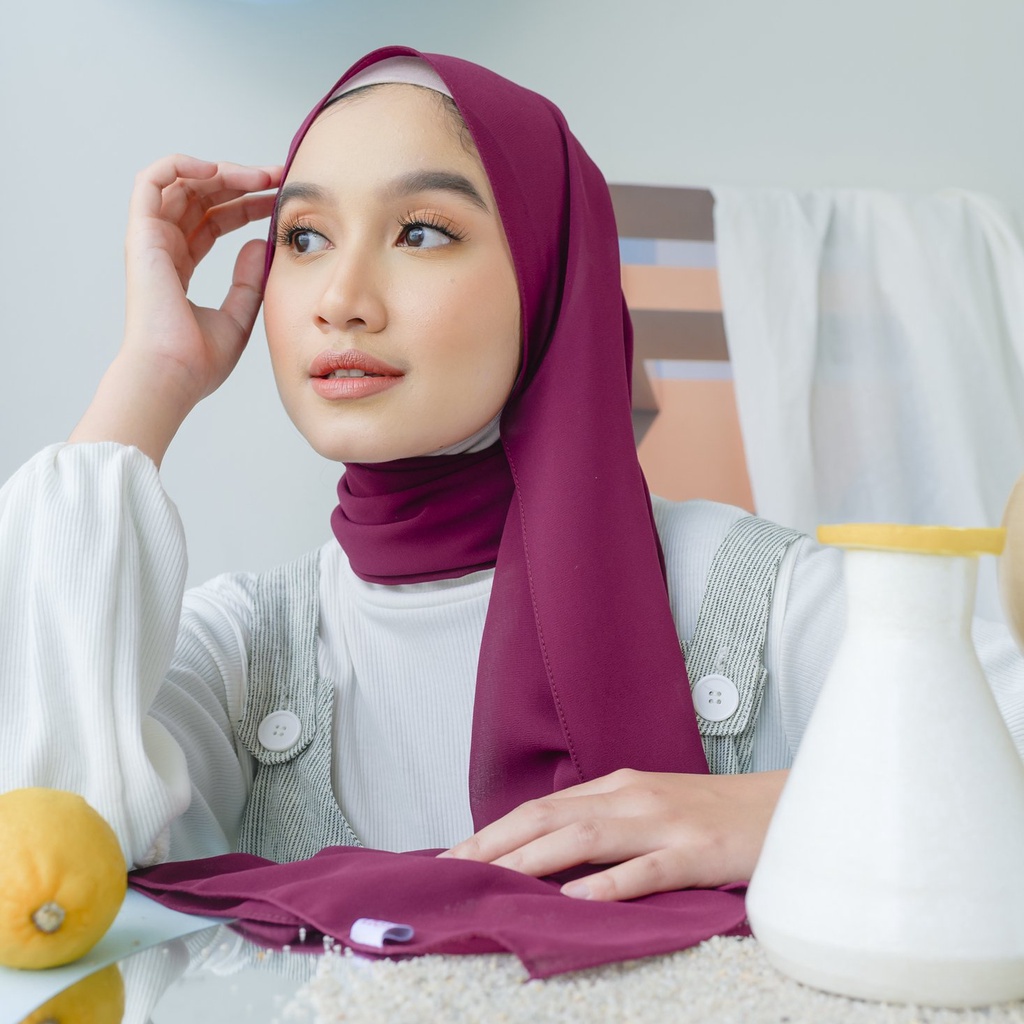 Lozy Hijab - Bawal Shawl ( Pashmina Ceruty Babydoll )-Magenta