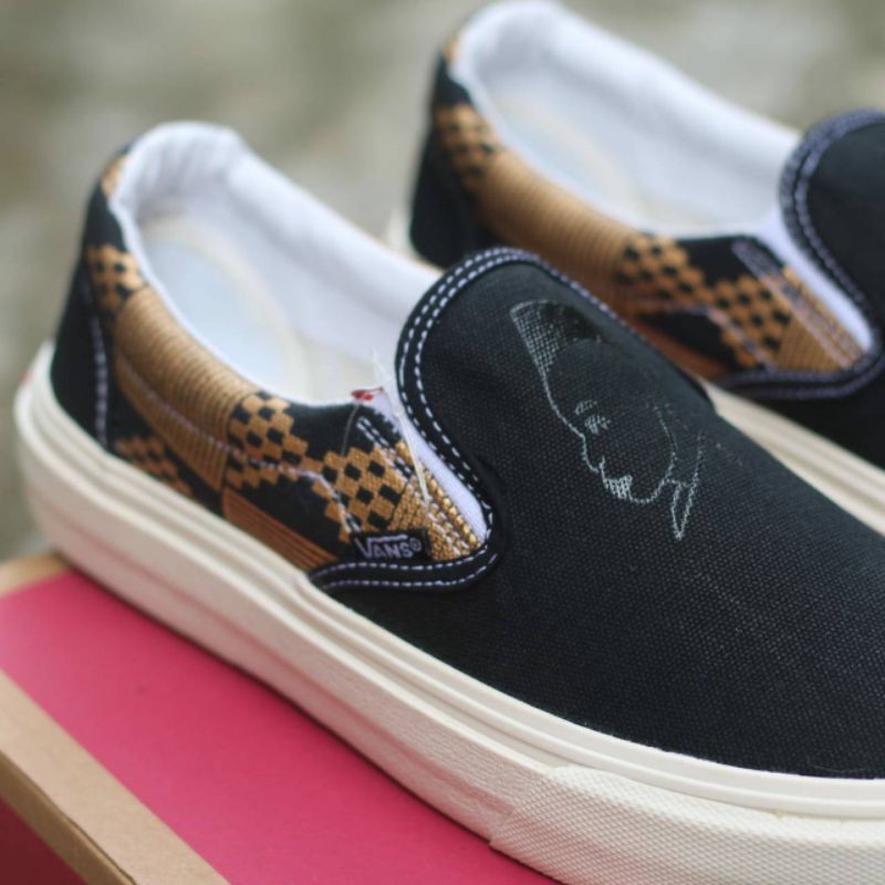 SEPATU CASUAL KLASIC VANS SLIP ON MICHAEL FEBRUARI