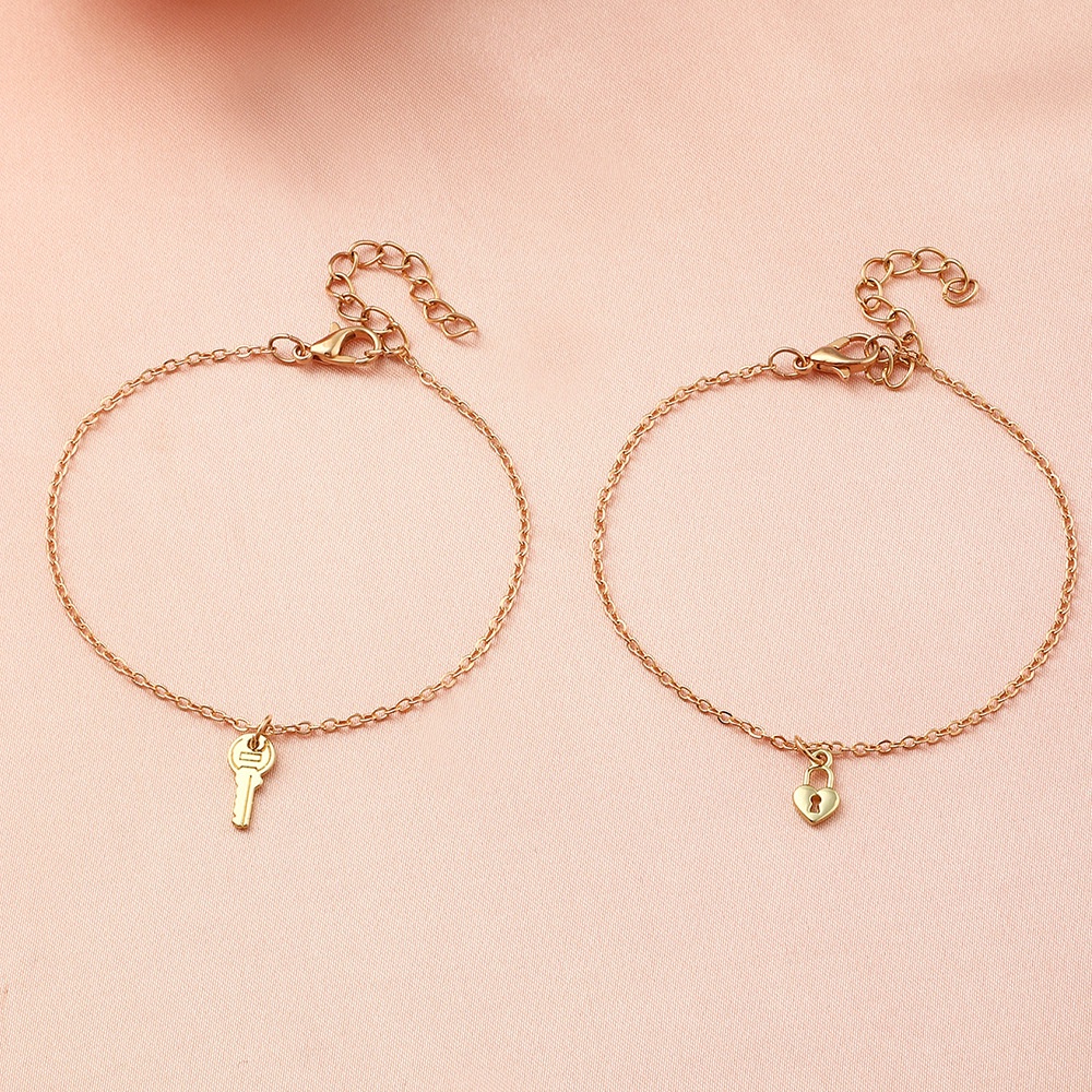 2pcs / set Gelang Rantai Dapat Disesuaikan Dengan Kunci Gembok Untuk Pasangan