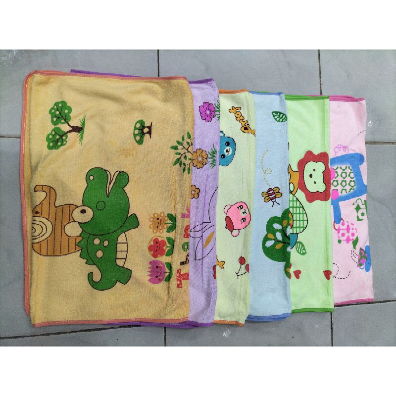 Handuk Bayi Lembut dan Nyerap Karakter Lucu Super 50x100