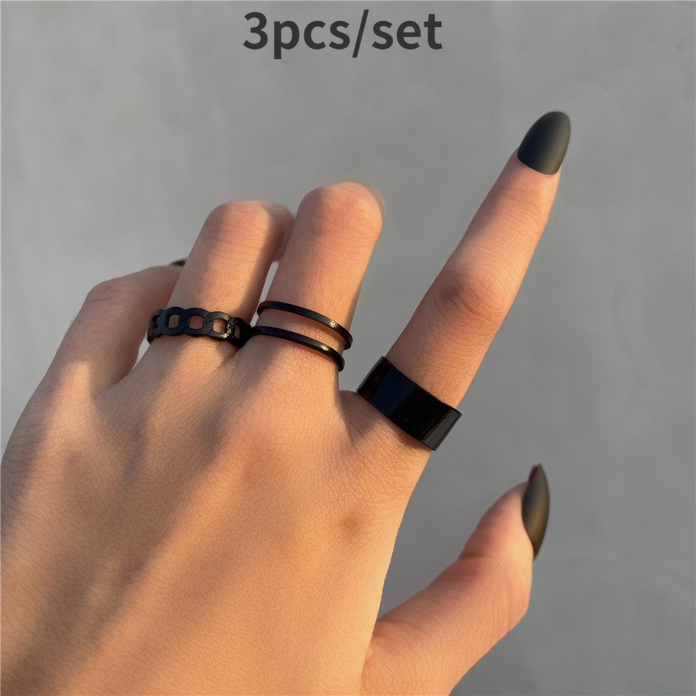 5pcs / Set Cincin Rantai Alloy Warna Hitam Bentuk Hati Hollow Untuk Wanita