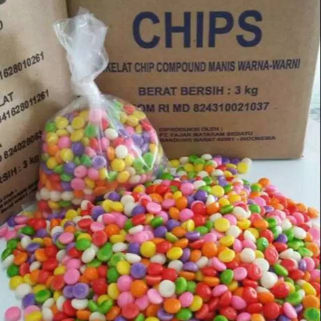 

CHOCO CHIPS WARNA DAN COKLAT SETENGAH BULAT KEMASAN 100 GRAM