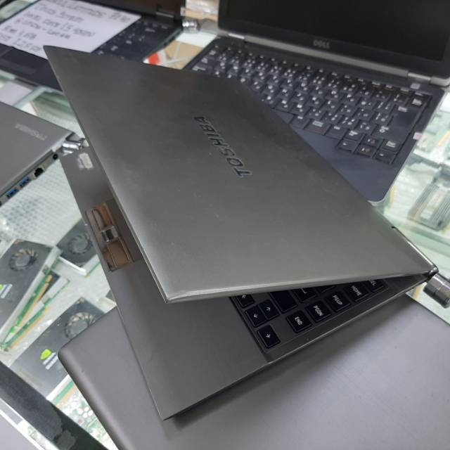 laptop toshiba portege z930 core i7-3687u @2,1ghz/ram 4gb/ssd 256gb