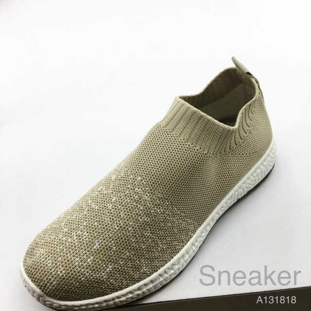 [JUALSEMUA18]Sepatu Sneaker A131818